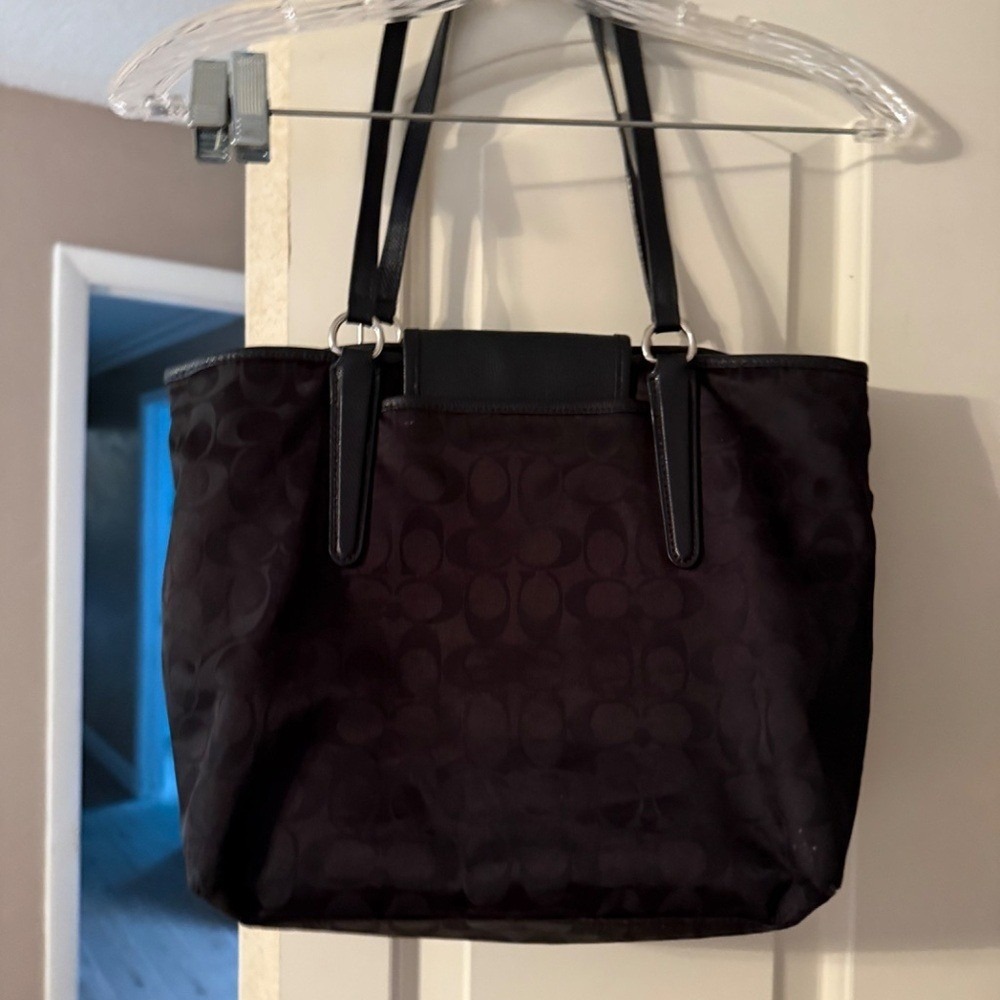 COACH Ward Tote - Picture 2 of 7